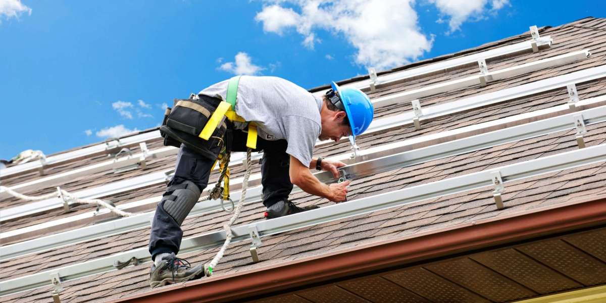 Emergency Roof Leak Repair: Fast, Effective Solutions to Protect Your Roof Deck