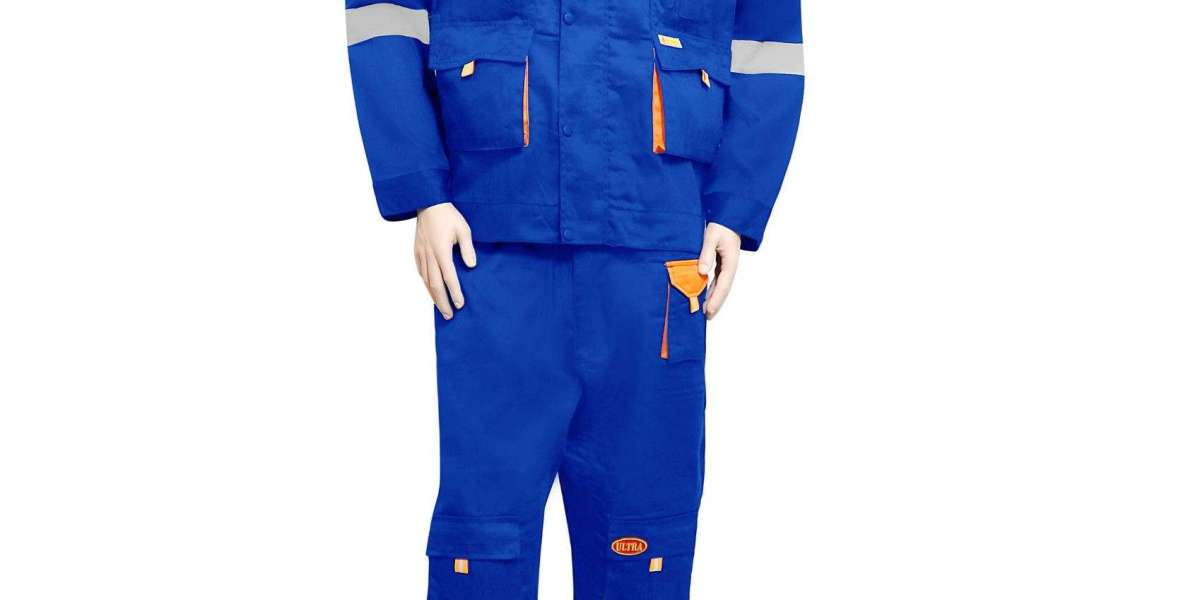 The Importance of Workwear Safety in High-Risk Industries