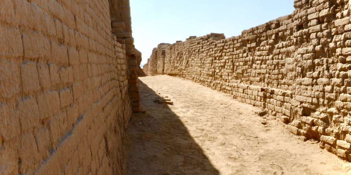 Harappa: The Twin City of the Indus Civilization