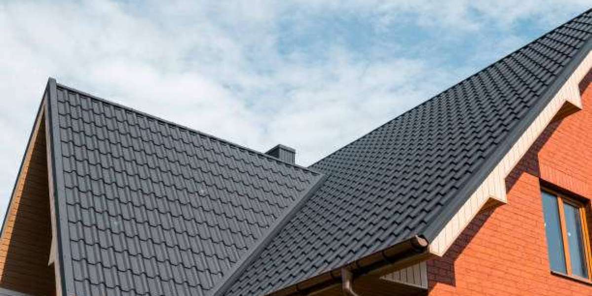 What Types of Materials Are Best for Roof Replacement?