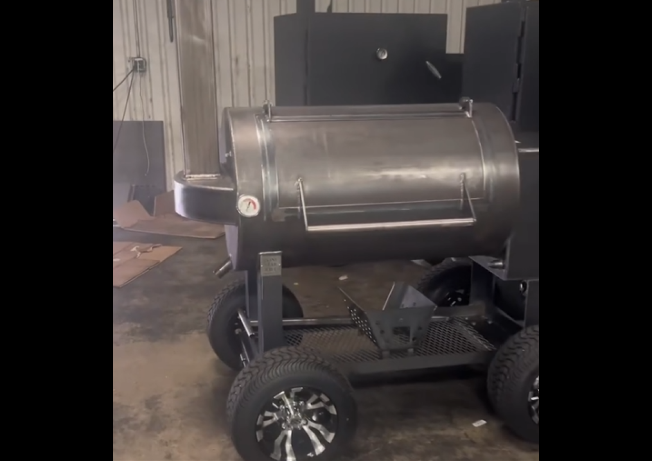 Why Custom Built Smokers are the Texas Trend