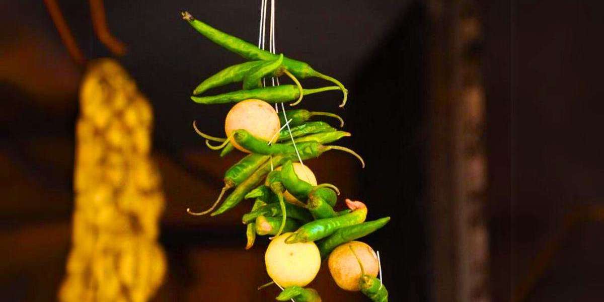 Why Do People Hang Lemon And Chilli?