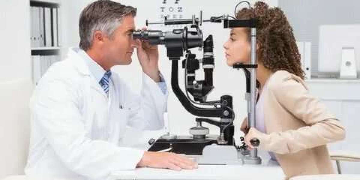 Choosing the Right Eye Doctor in Arlington: A Comprehensive Guide