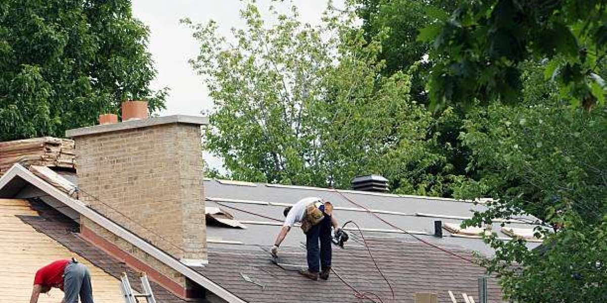 Roof Repair Toronto: Key Considerations for Homeowners