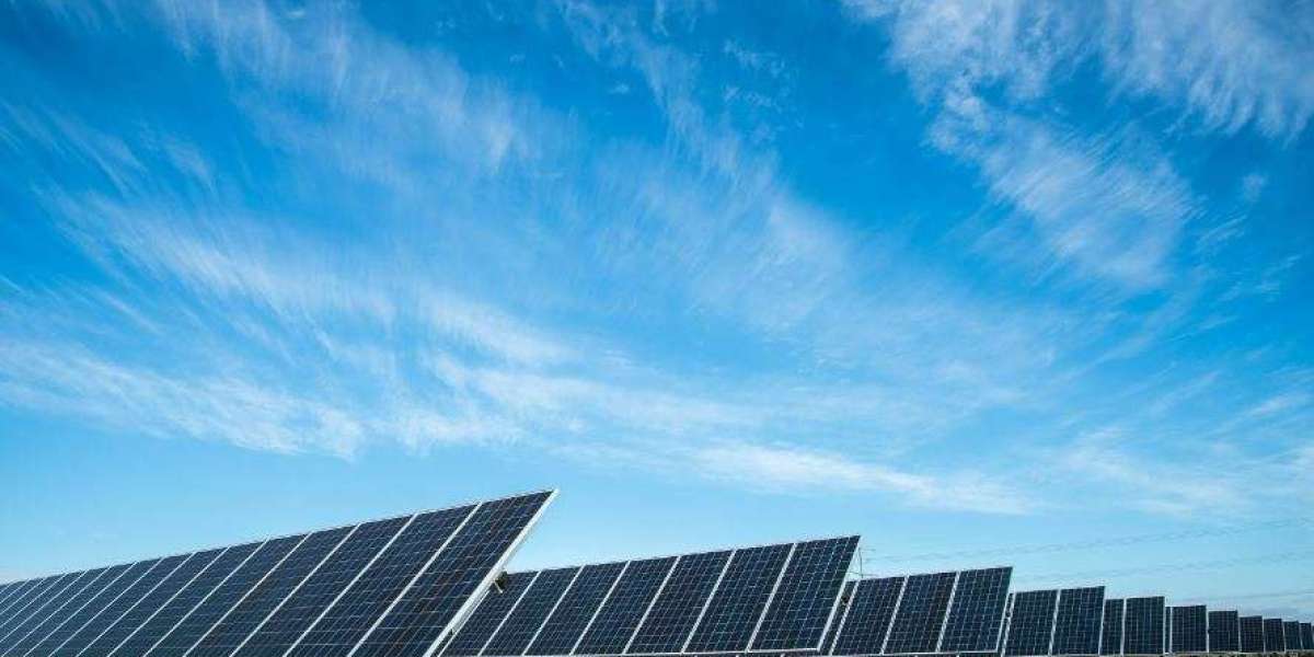 Choosing the Right Solar Panel Supplier for Your Factory: Kirmson Leads the Way