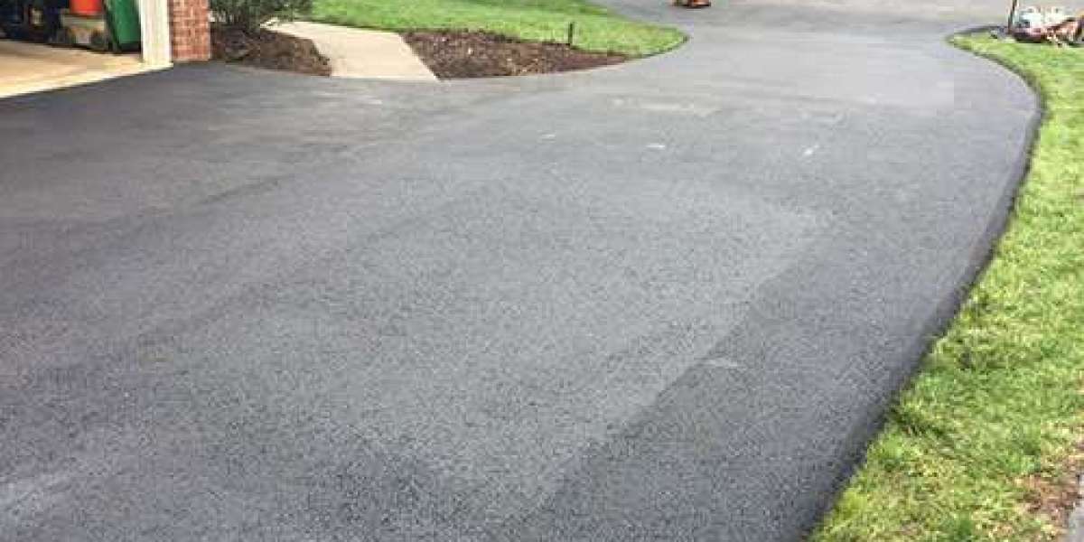 Asphalt Paving Contractors Backbone of Smooth Roads and Durable Surfaces