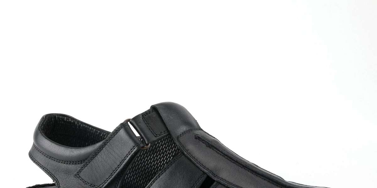 Shop Trendy Mens Sandals: From Leather to Hiking & Sport Styles