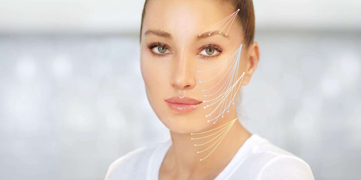 How Thread Lift Treatment Sculpt Your Jawline Naturally