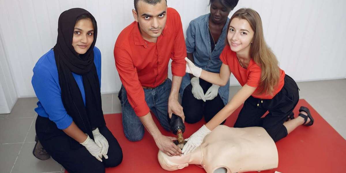 Life-Saving Skills: How On Site CPR Training and On Site First Aid Training Prepare You for Emergencies