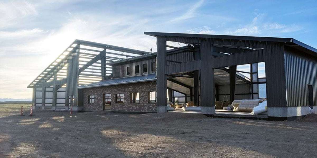 Why Conventional Steel Construction is the Ideal Choice for Commercial Buildings