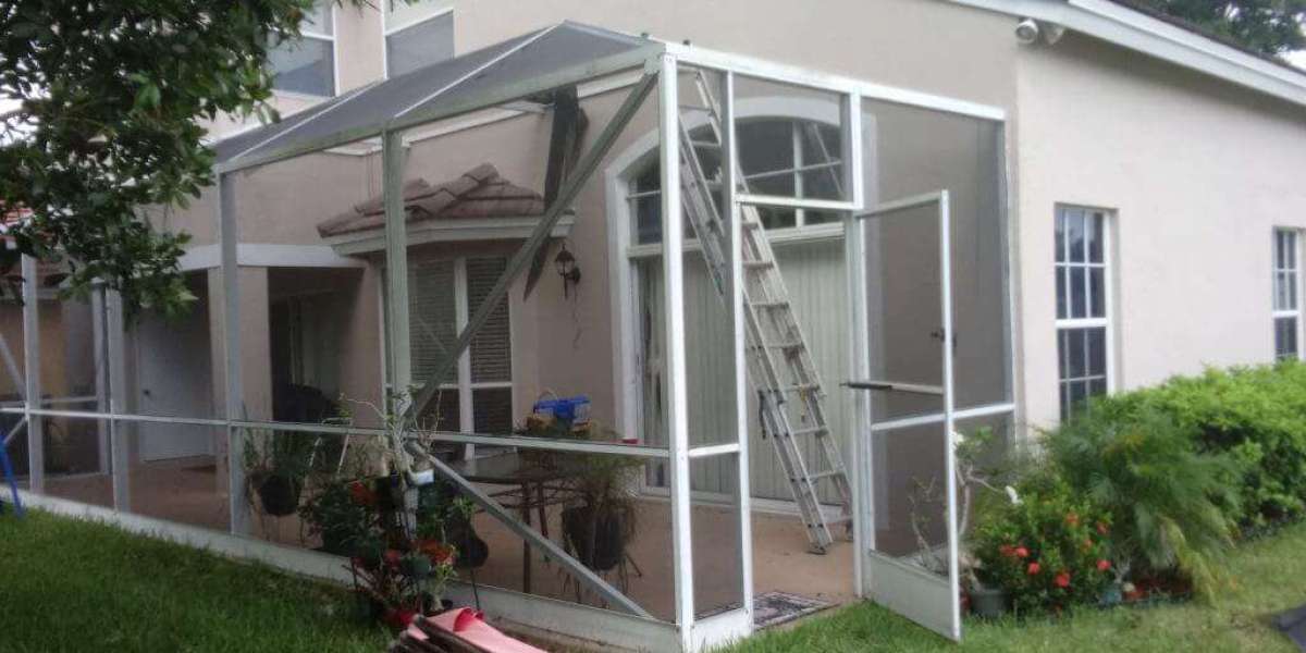 Pool Screen Repair Near Me to Keep Your Space Protected and Stylish