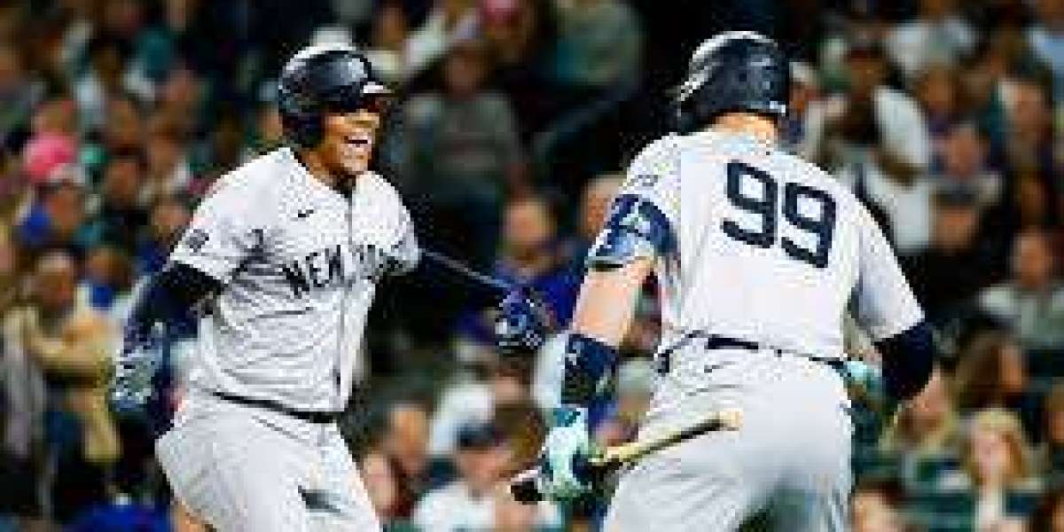 Fernando Cruz's exceptional splitter provides strikeout hazard