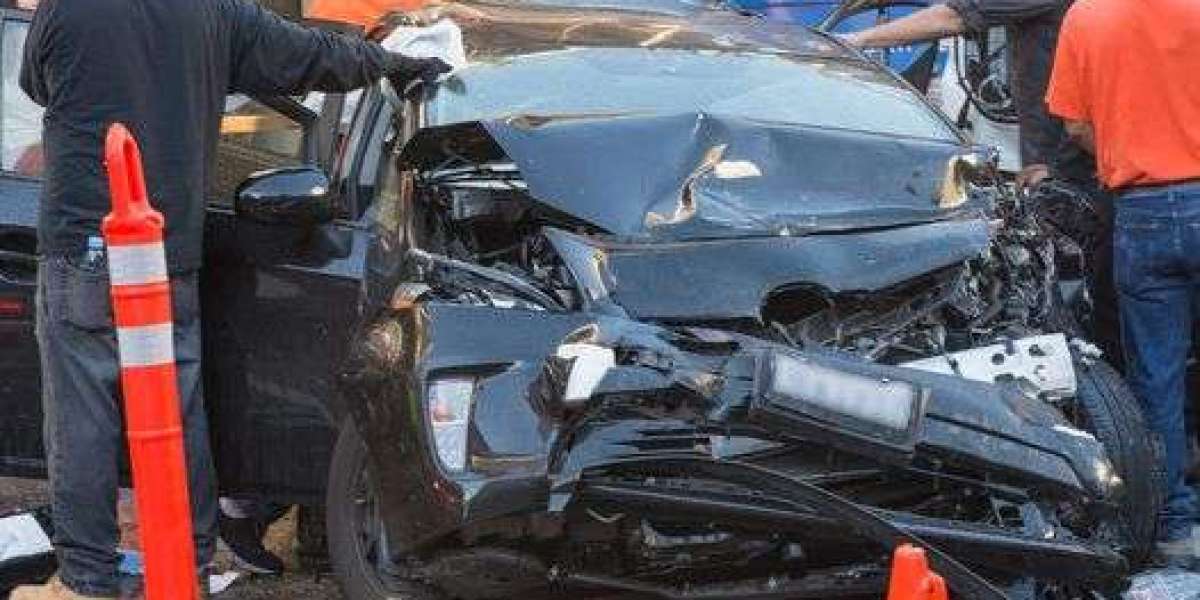 Can a Boston Personal Injury Lawyer Help If You Were Hit by an Uninsured Driver?