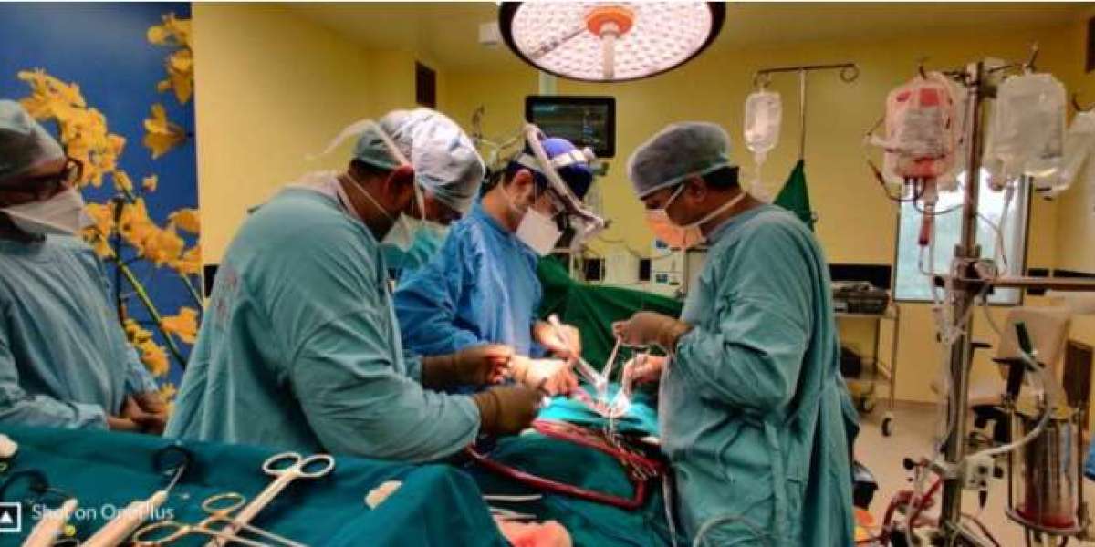 Meet Dr. Ashish Dolas: The Heart Surgeon with 1500+ Successful Surgeries