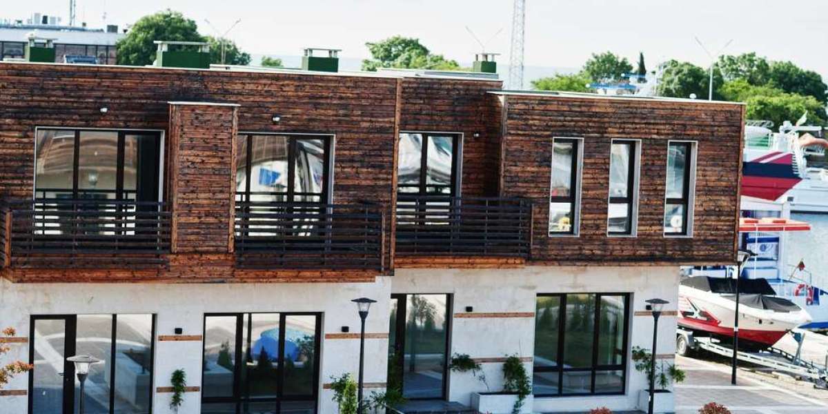 Elevate Your Home’s Appeal with a Skilled Exterior Home Designer for a Unique Custom Home Exterior