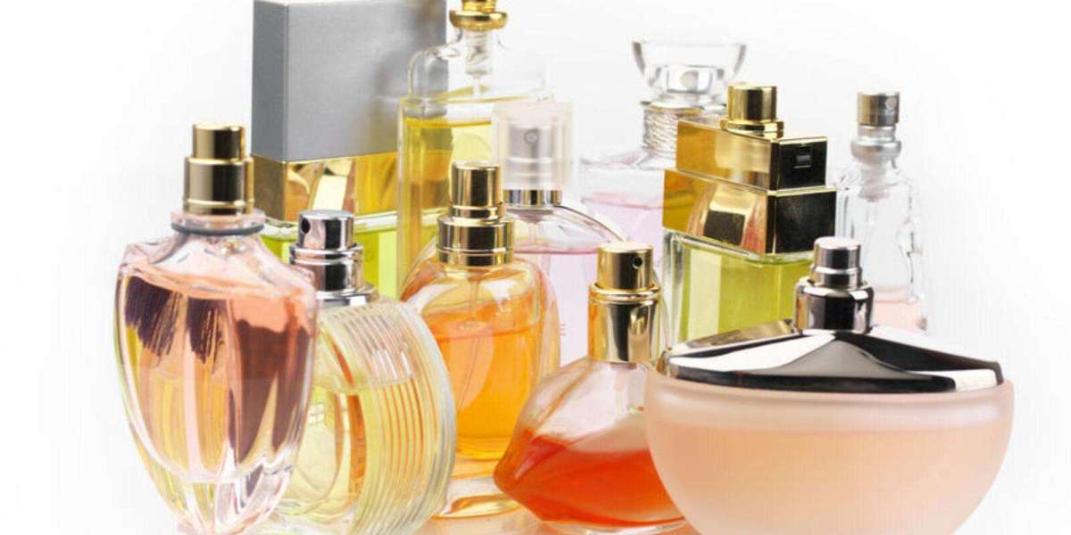 Fragrance Trends 2024: What Consumers Want in Their Perfumes