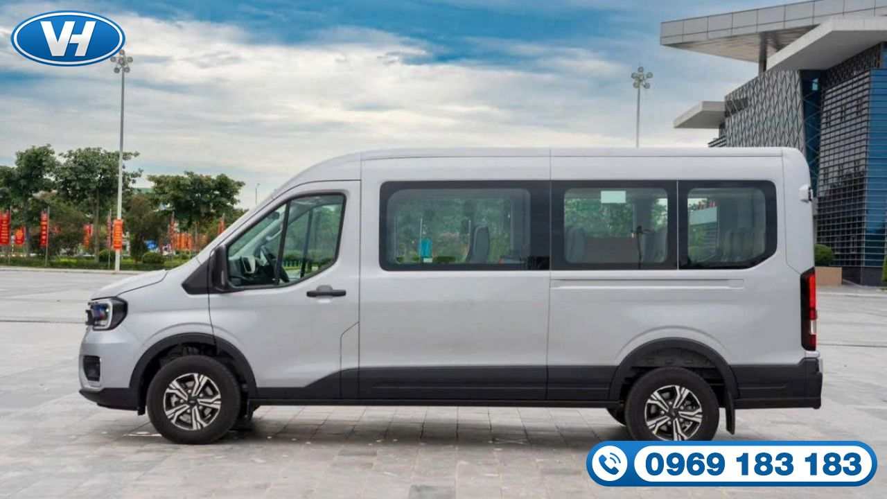 Thuê xe cho đoàn khách quốc tế tham quan Hà Nội tại Vân Hải