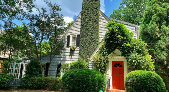 Debunking 8 Myths About Buying and Selling a Home