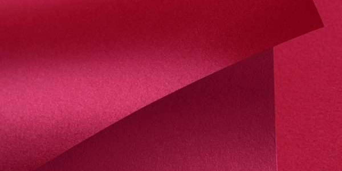 The Art of Crafting with Card Blanks: A Guide to Choosing the Perfect Coloured Card