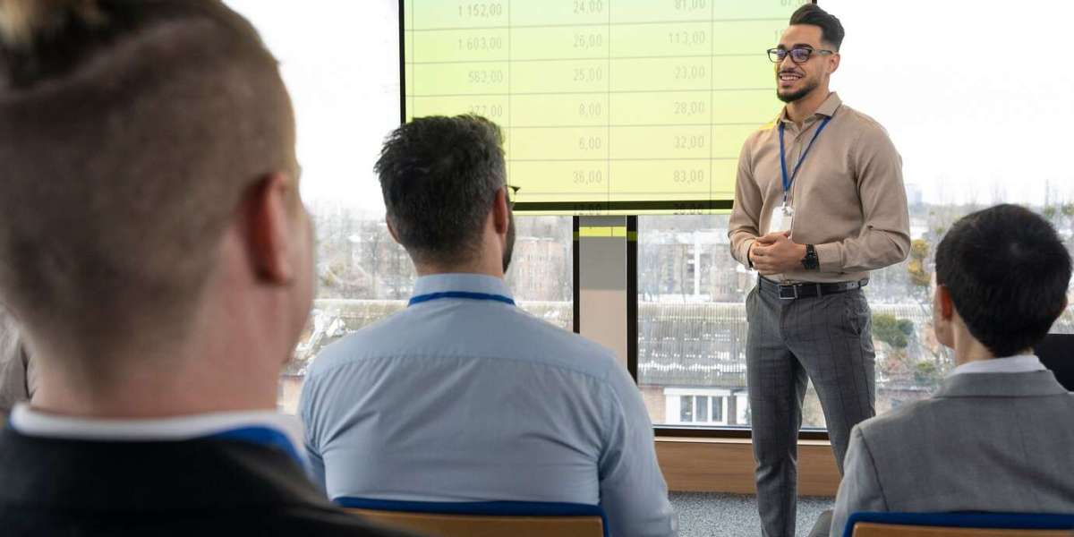 Boosting Employee Engagement Through Effective Management Training Programs