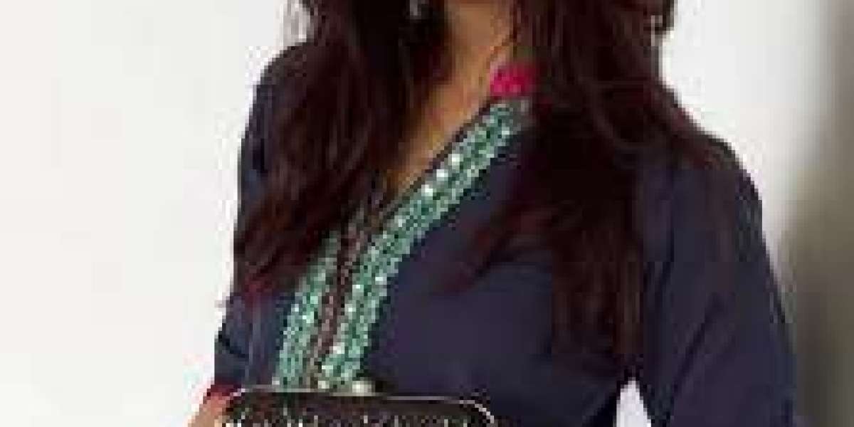 Buy Clutches Online – Discover Elegant & Unique Clutch Bags at Ava Embroidery