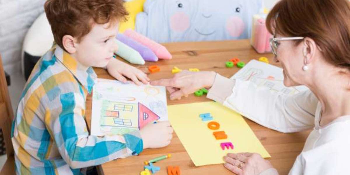 Behavioral Therapy for Autism | Improving Communication and Social Skills