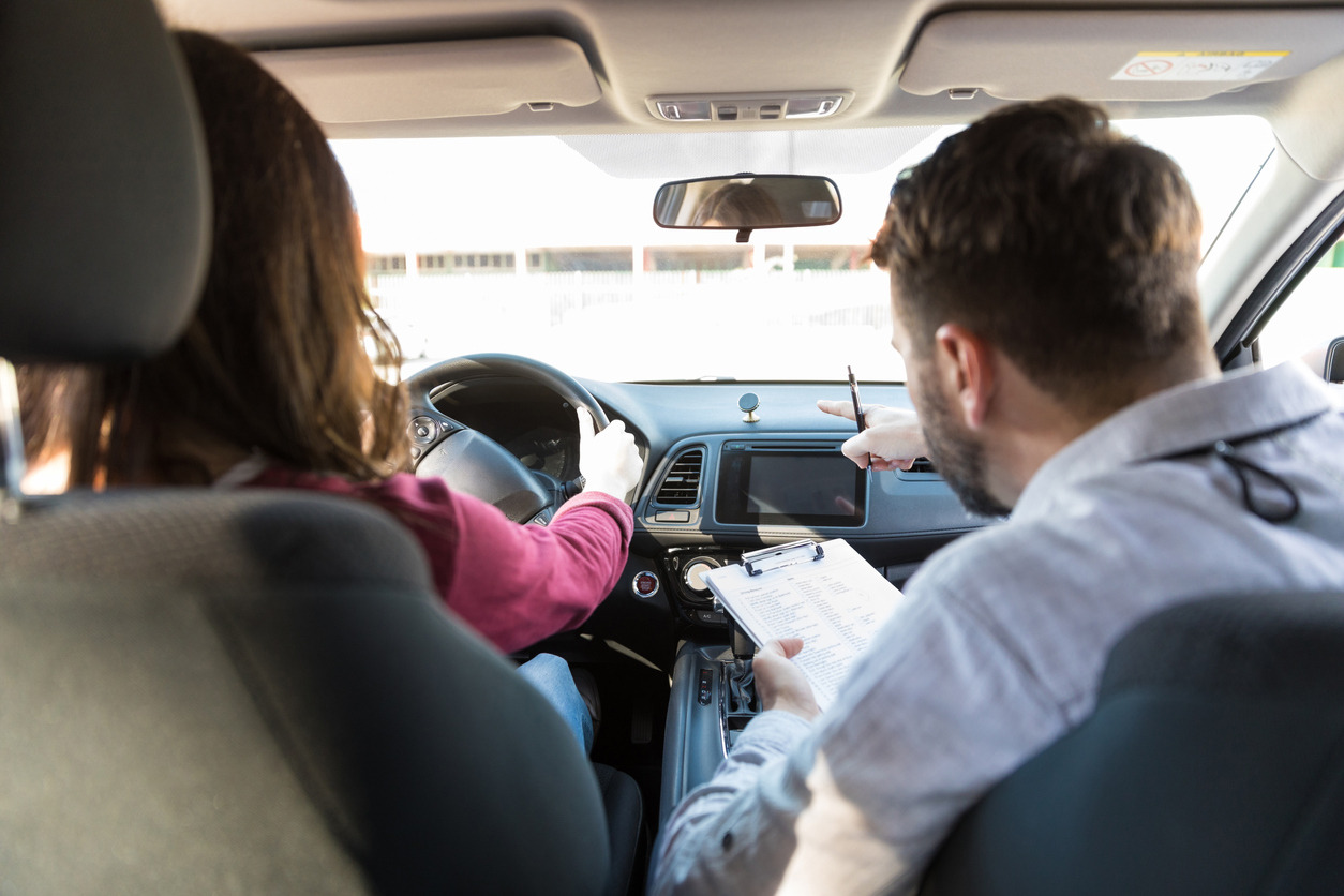 Learn to Drive with the Best Driving School in Scarborough