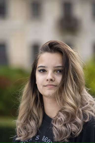 Linda Flores Profile Picture