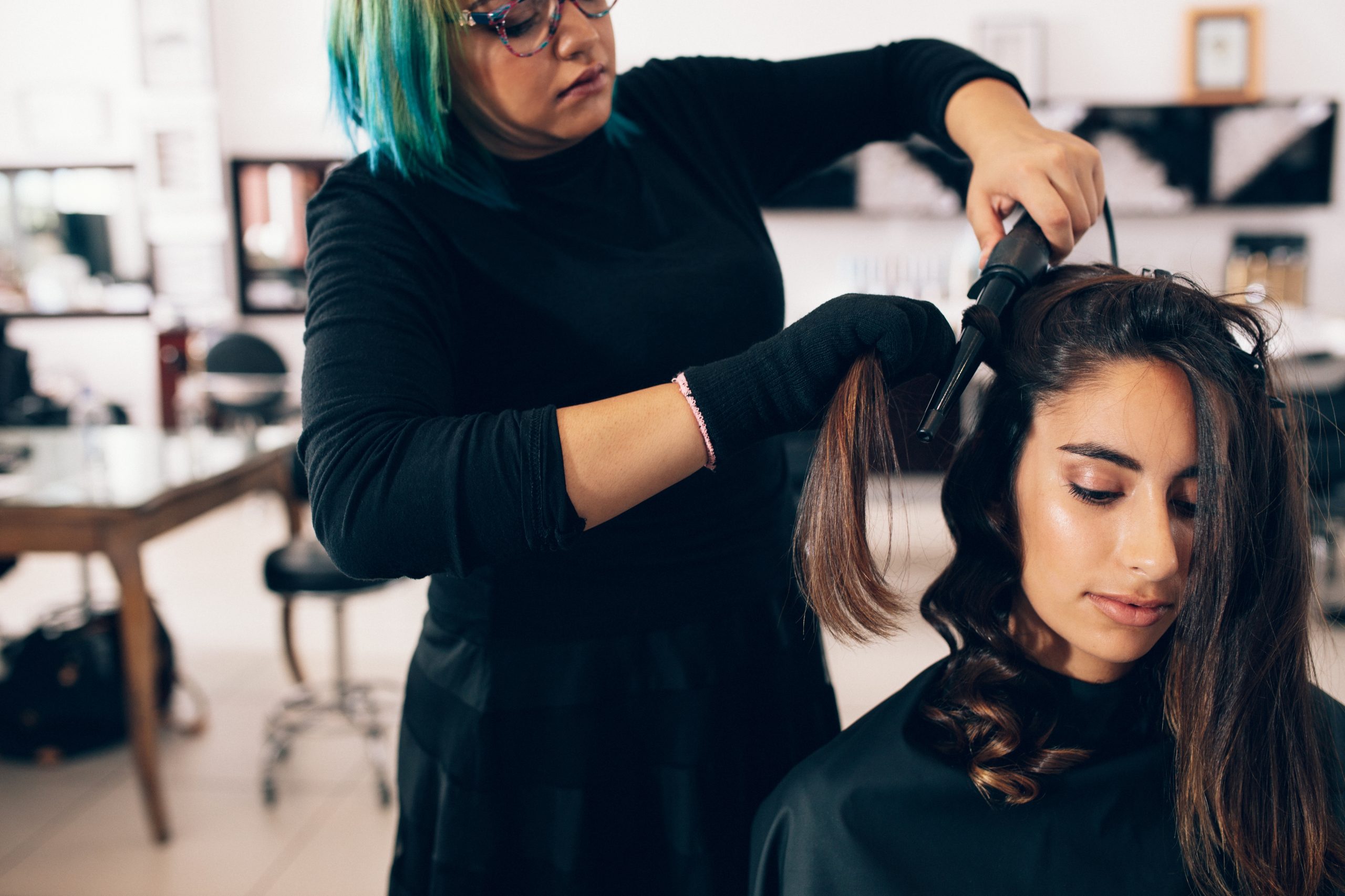 Trendy Hair Cuts For Women in Ahmedabad | Sara Makeup Artist