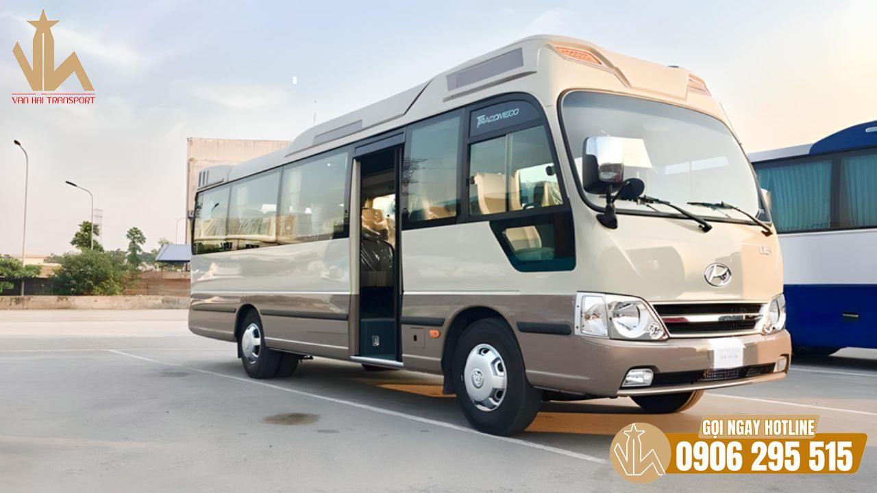 Cho thuê xe 29 chỗ đi sân bay giá rẻ tại Hà Nội