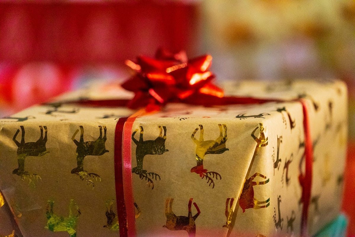 Corporate Gift Suppliers UAE: Find the Perfect Partner for Memorable Business Gifting Solutions | by GPW Gifts | Jul, 2025 | Medium