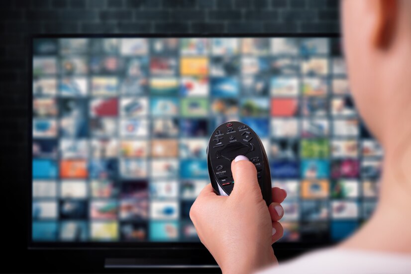 Abonnement IPTV Smarters Pro - VOD & 14 500+ chaînes