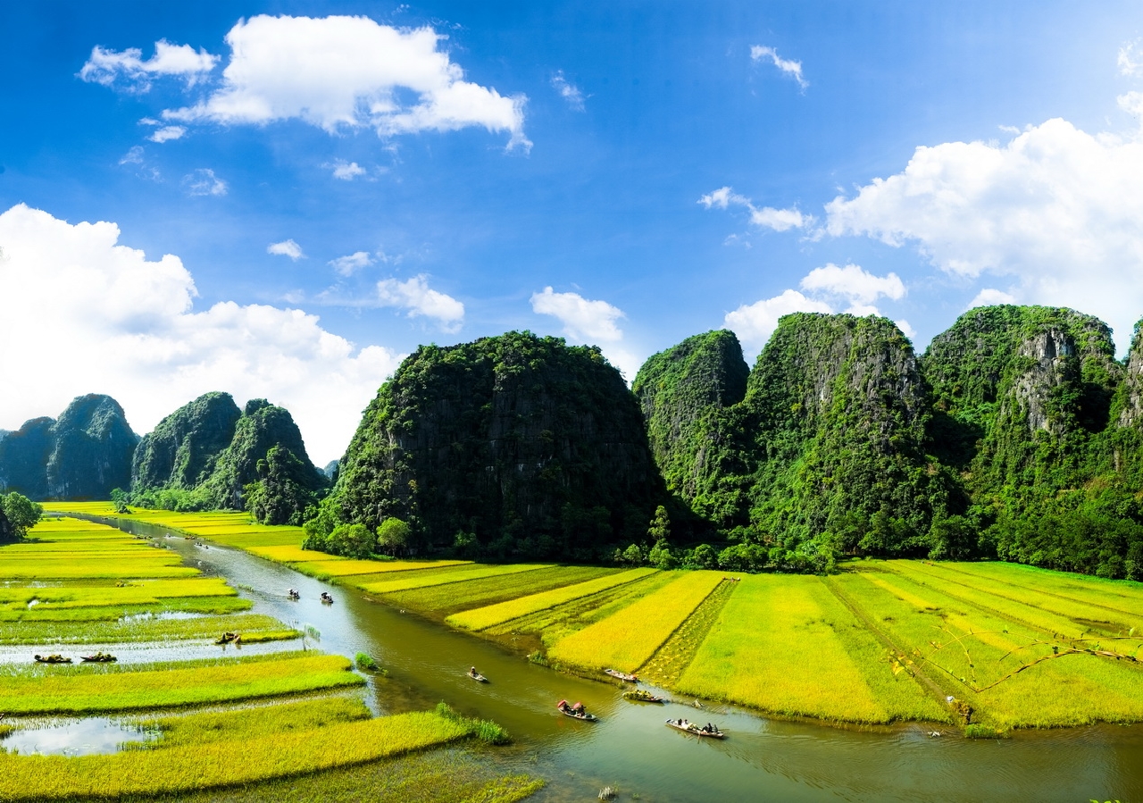Đi Tour Bái Đính Tràng An: Hành Trình Khám Phá Thiên Nhiên Và Tôn Giáo Của Việt Nam - Thế Sinh Tourism - Sinh Cafe