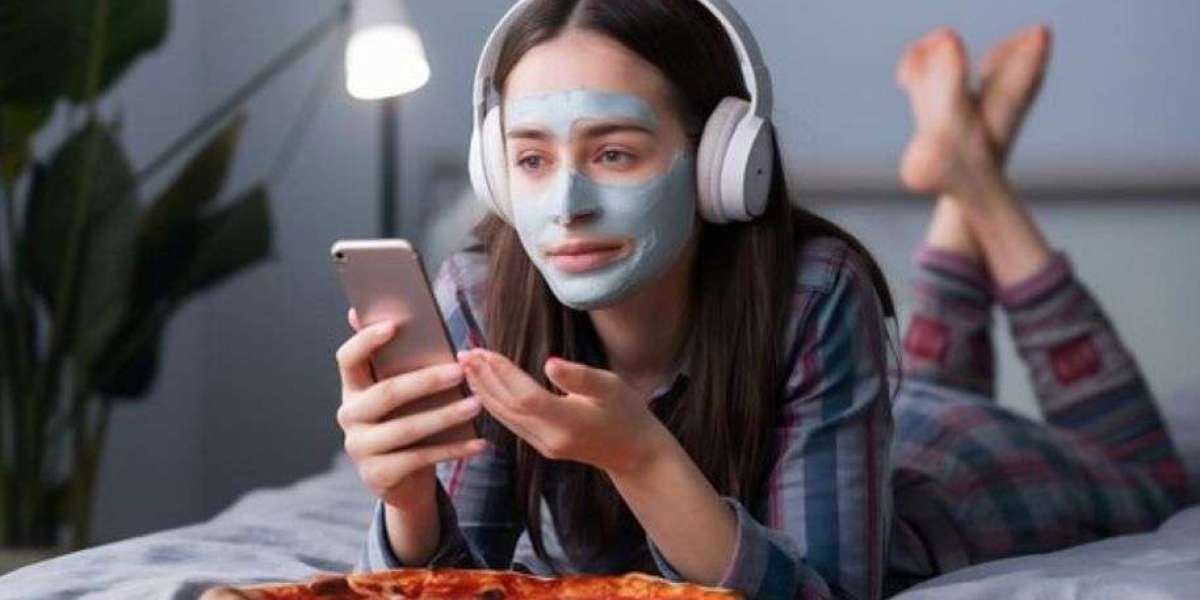 Sound Meets Style: TikTok Trending Songs & Beauty Trends October 2025