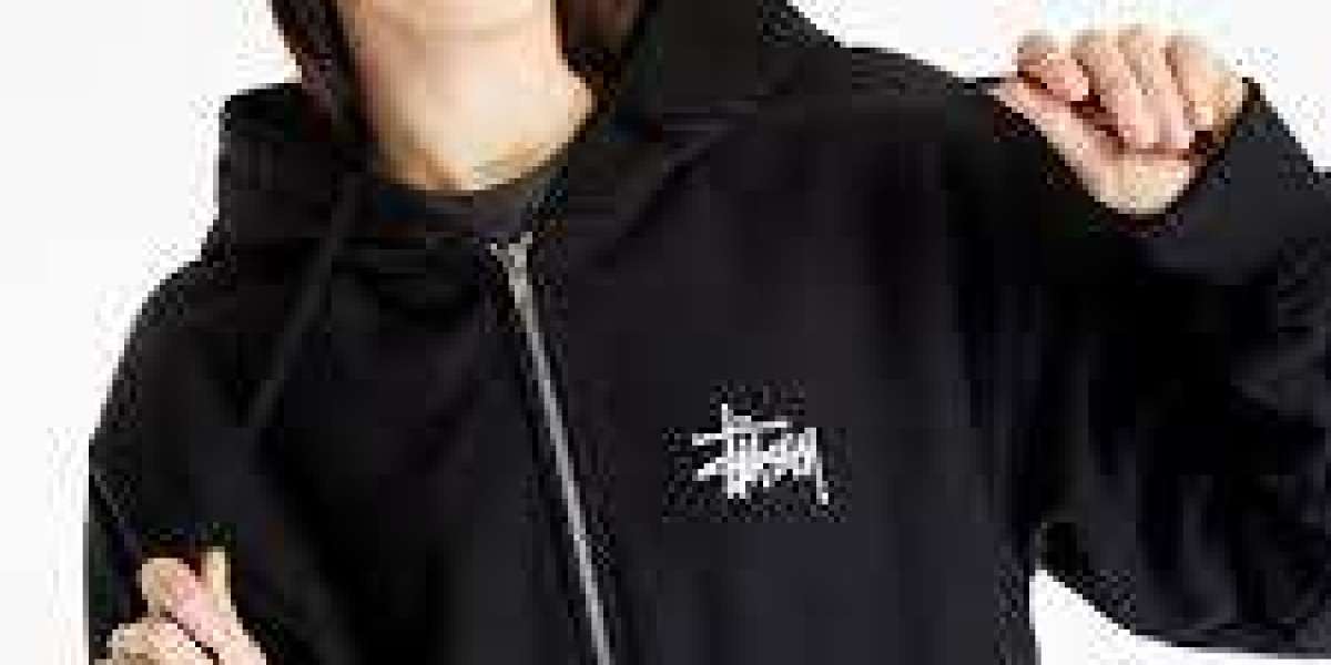 Por Qué la Sudadera Stussy es un Cambio de Juego en la Moda