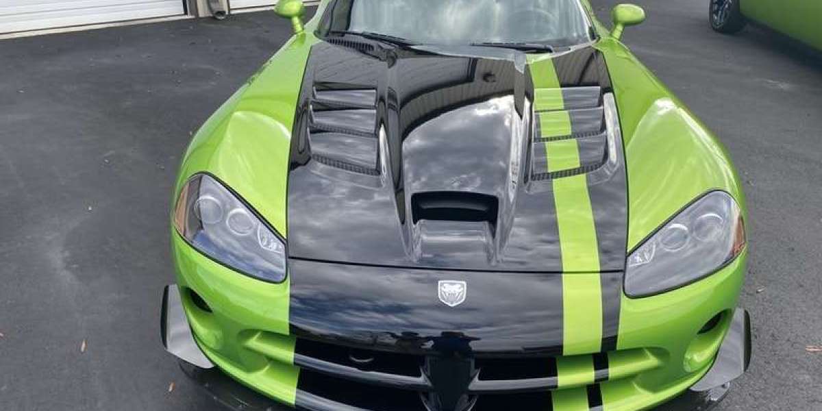 Transforming Your Ride: The Definitive Guide to Vinyl Car Wraps in the USA