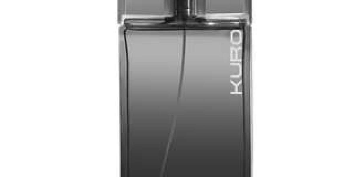 متجر العطور في الكويت – تجربة فن العطور العربية