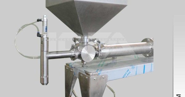 ماكينات تعبئة السوائل – دقة عالية وسرعة فائقة | إيديا