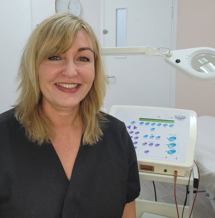 Electrolysis Clinic Milton Keynes | 35+ Years of Experience
