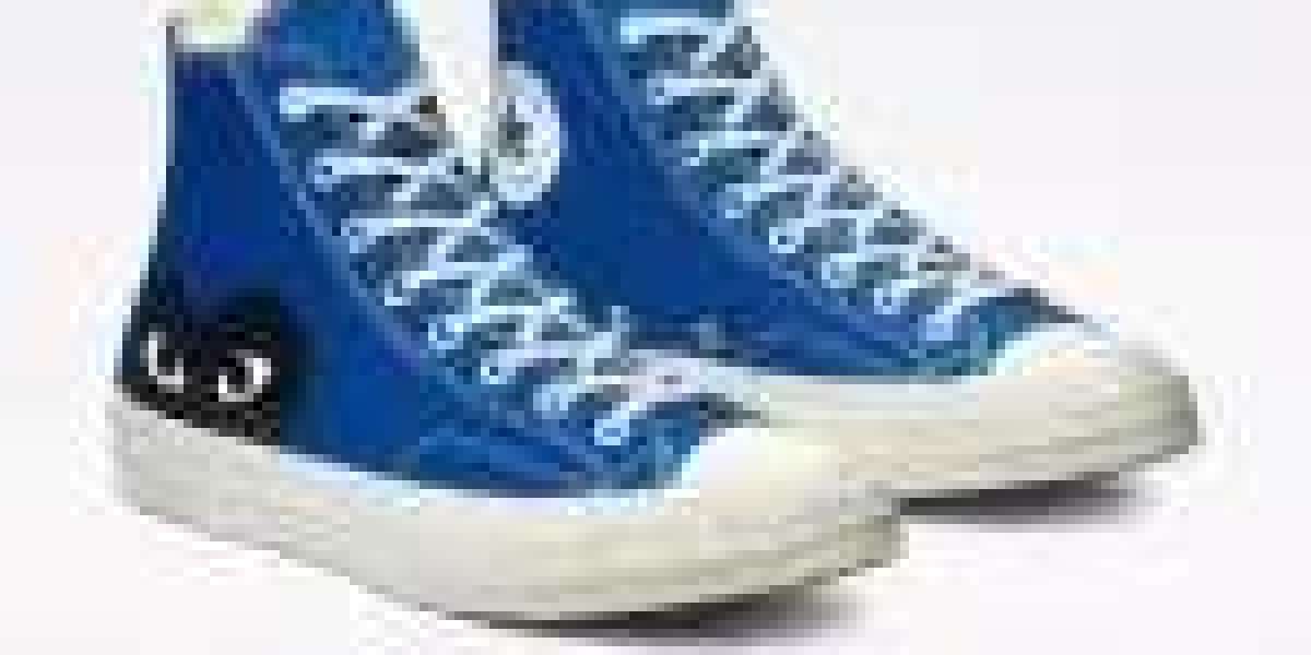 CDG Converse: The Perfect Blend of Classic and Contemporary