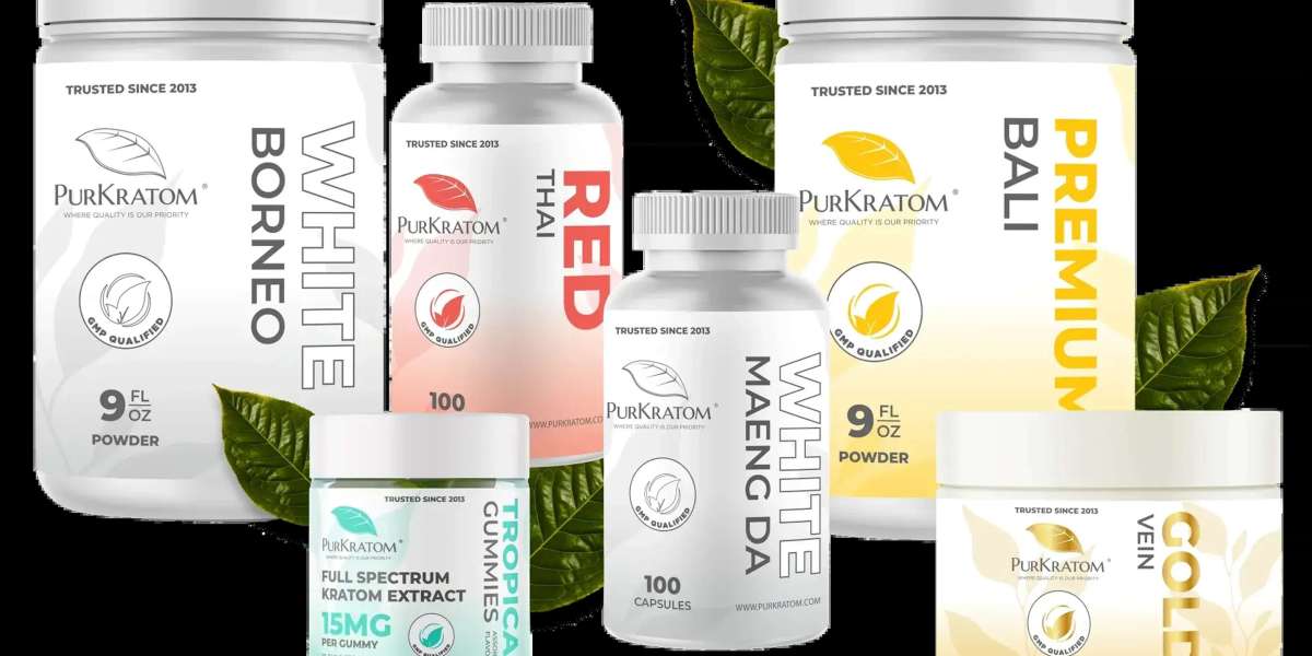 PurKratom offers premium kratom, ranging from red maeng da powder to gold vein capsules.