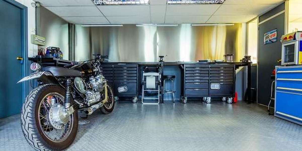 Volvo XC90 2020: Luxury, Safety, and Everyday Versatility