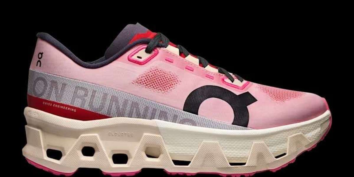 On Cloud Monster para entrenamientos intensos y maratones urbanos