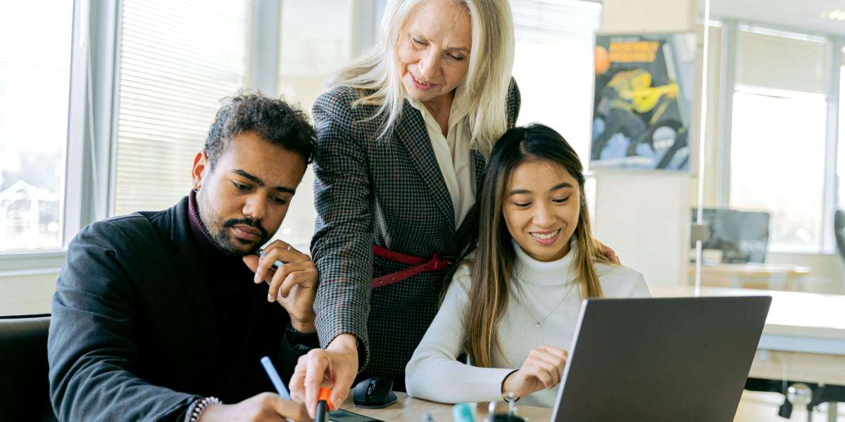 Why HR Jobs in Dubai Are Becoming the Top Career Choice for Professionals