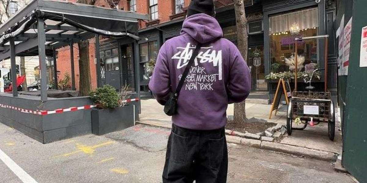 Winter in New York: The Rise of Stussy x Champion as the Season’s Defining Streetwear Collaboration