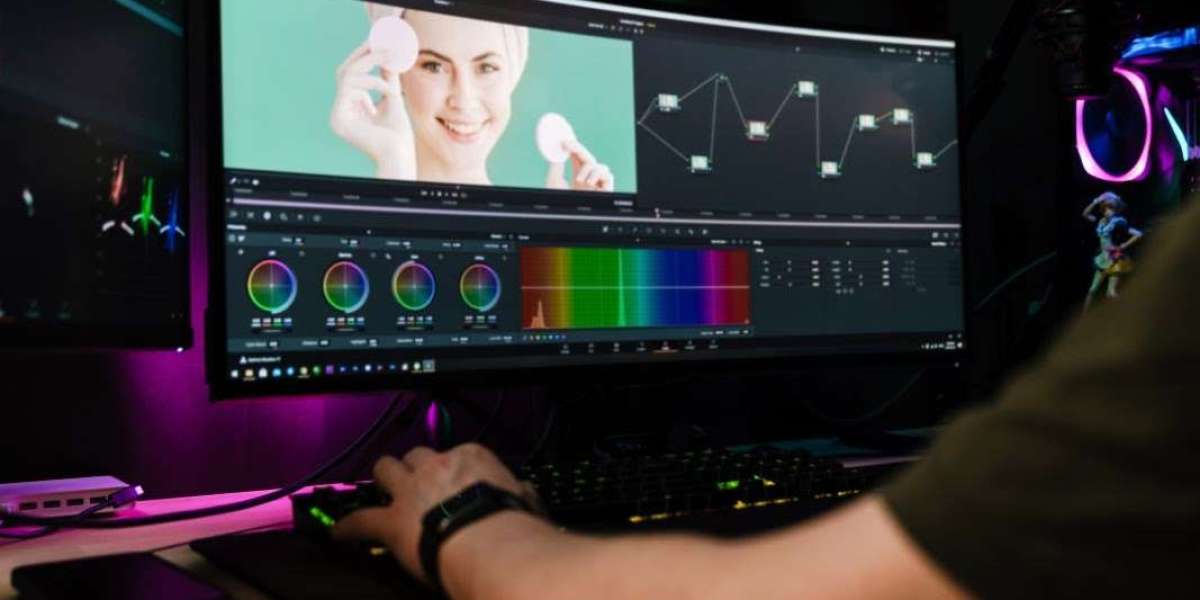 The Rise of the Freelance Video Editor: Your Path to Creative Independence