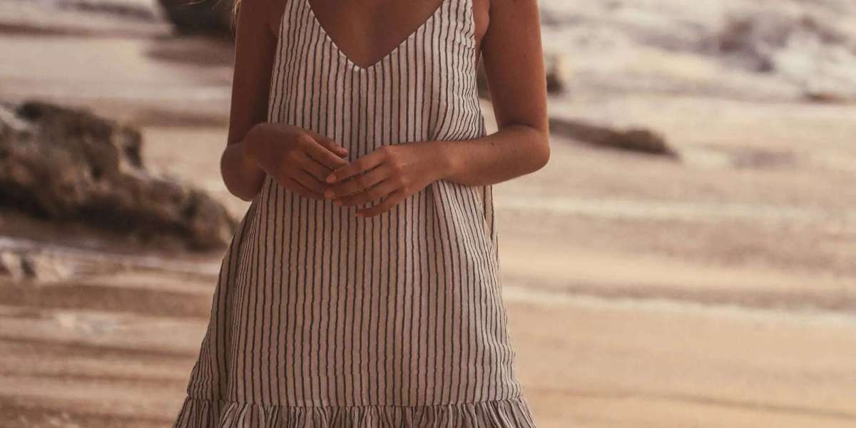 A Dress That Knows How to Steal a Moment