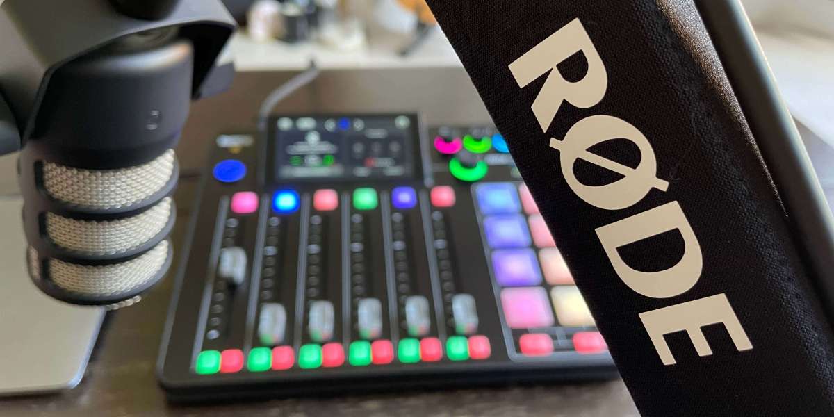 Studio Production Console: RØDECaster Video for Complete Production Setup