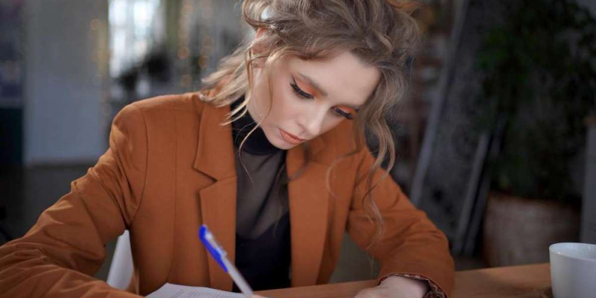 Fiction Book Ideas That Readers Can’t Stop Talking About