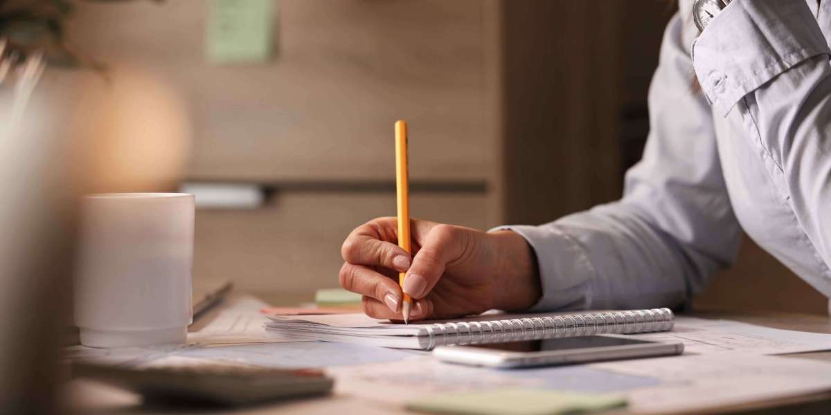 Achieve Academic Distinction with Premier Dissertation Writing Services in the UK